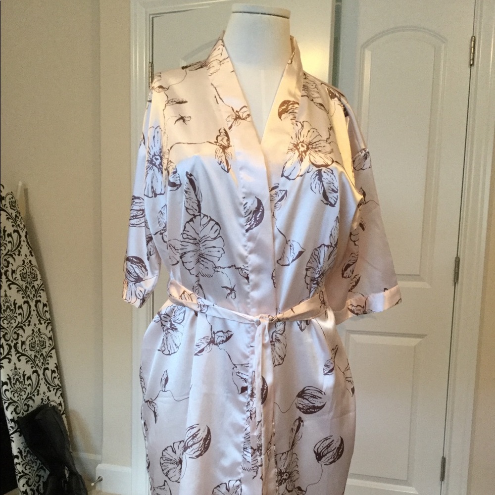 Silky Short Sleeve Bath Robe, M/L